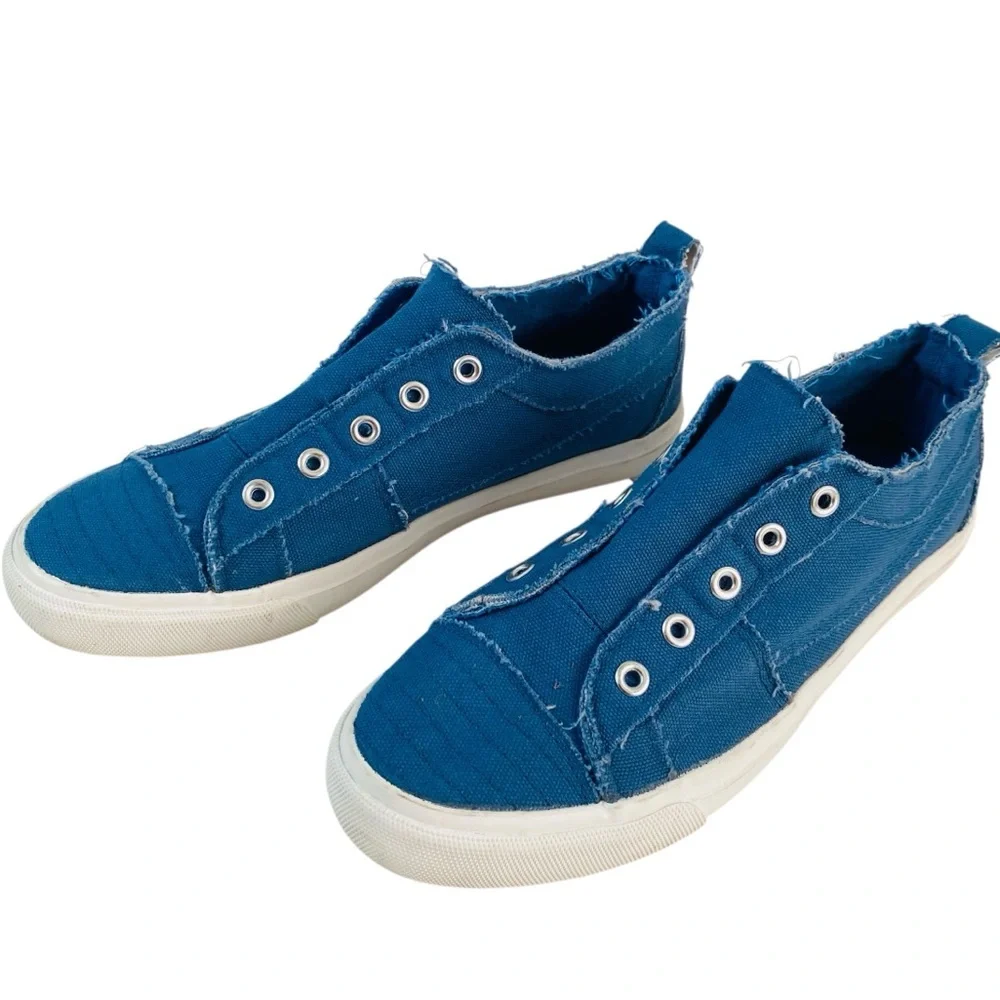 Corkys Babalu Denim Blue Slip On Canvas Sneakers Size 8